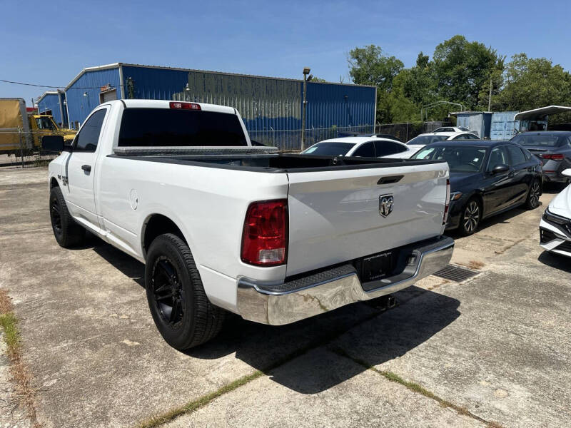 ram ram 1500 classic 2020 3C6JR6DTXLG175333 image ram ram 1500 classic 2020 3C6JR6DTXLG175333 image